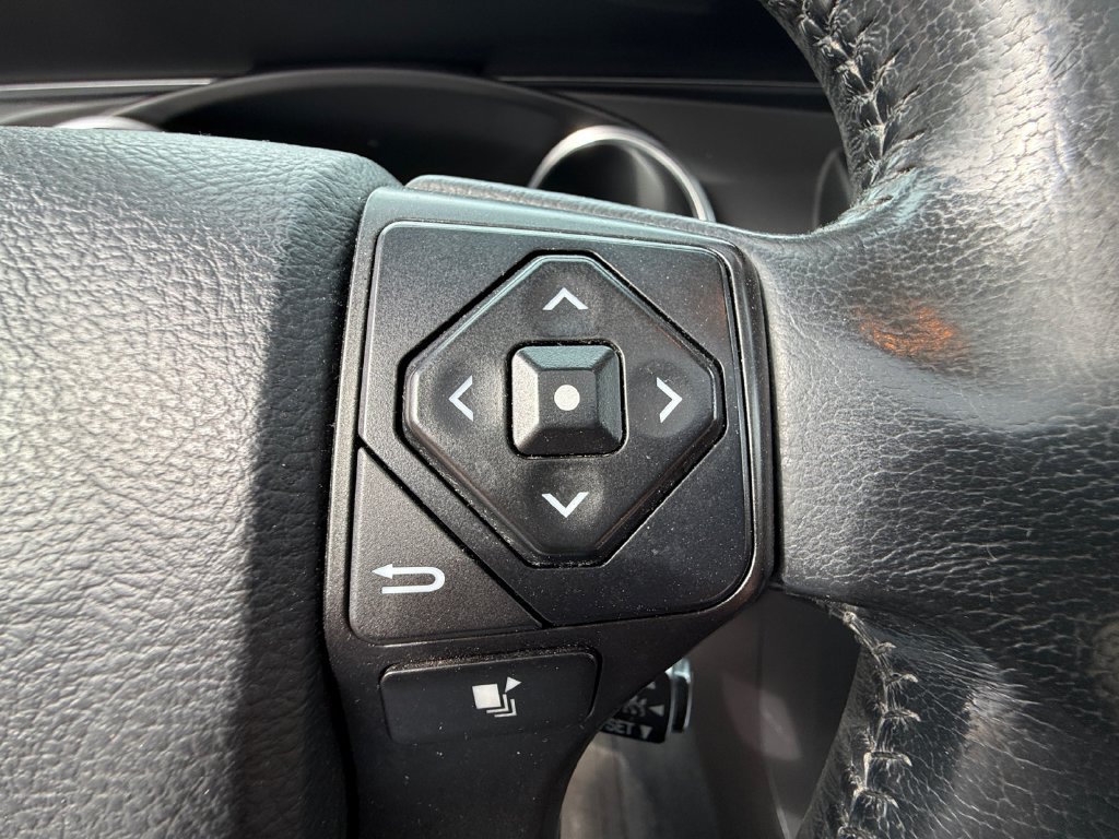 Used 2018 Toyota Sequoia Platinum AWD/4WD image 17