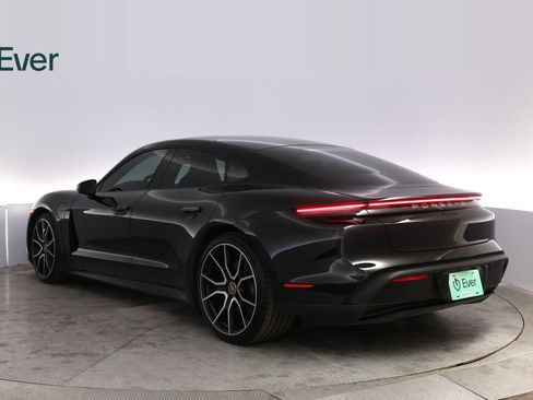 Used 2023 Porsche Taycan RWD image 17