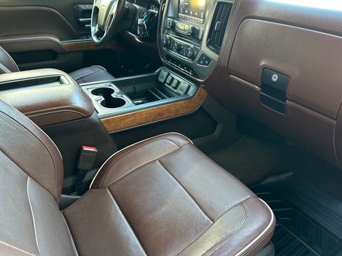 Certified 2014 Chevrolet Silverado 1500 High Country image 19