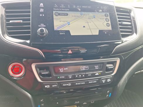 Used 2021 Honda Pilot Black Edition image 28