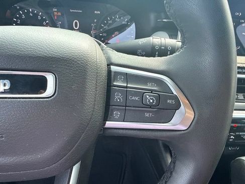Certified 2023 Jeep Compass Limited AWD/4WD image 14
