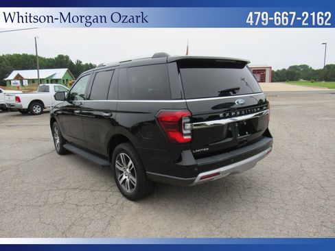 Used 2024 Ford Expedition Limited RWD image 12