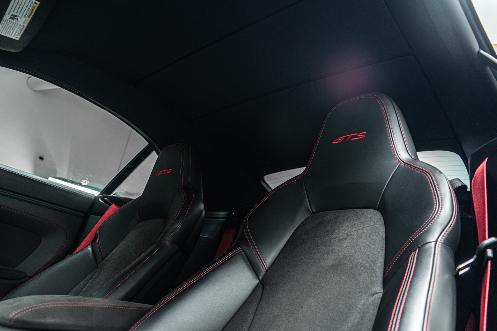Used 2022 Porsche 911 Cabriolet image 43
