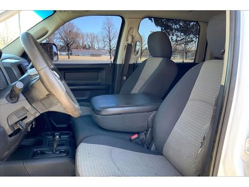 Used 2011 RAM 4500 4x4 Crew Cab w/ ST Decor Group image 24