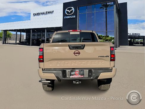 Used 2024 Nissan Frontier PRO-4X w/ Technology Package image 7