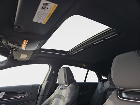 Used 2022 Mercedes-Benz AMG GT 43 image 33