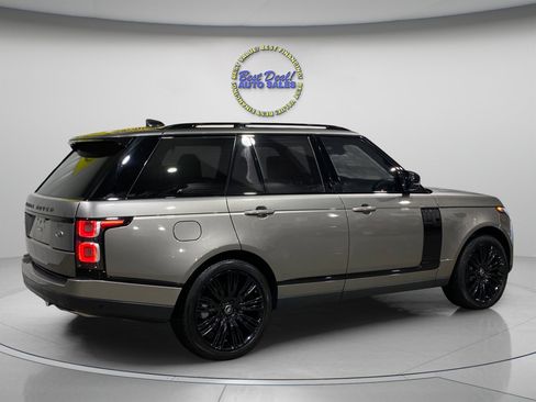 Used 2019 Land Rover Range Rover Supercharged image 5