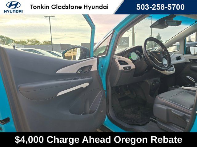 Used 2020 Chevrolet Bolt Premier w/ Infotainment Package FWD image 19