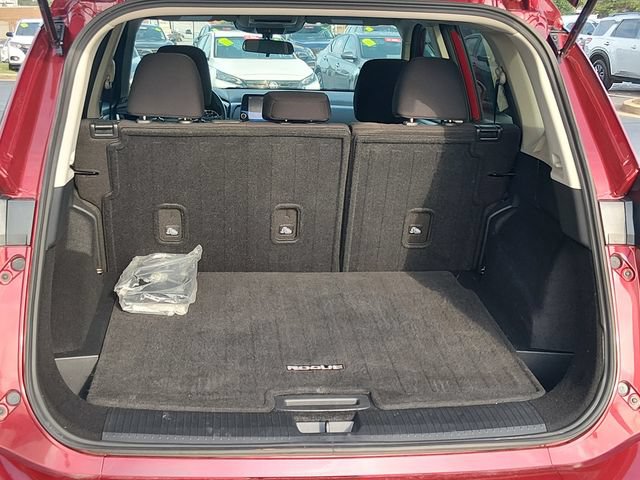Used 2026 Nissan Rogue S FWD image 15
