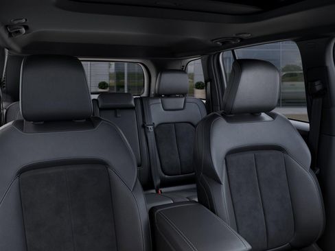 New 2026 Jeep Grand Cherokee Altitude image 26