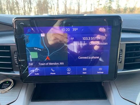 Used 2021 Ford Explorer XLT w/ Equipment Group 202A image 25