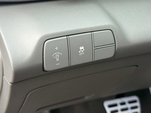 New 2026 Hyundai Elantra SEL Sport Premium FWD image 10
