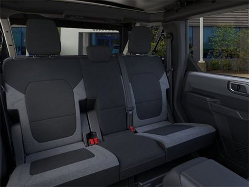 New 2025 Ford Bronco 4-Door image 11