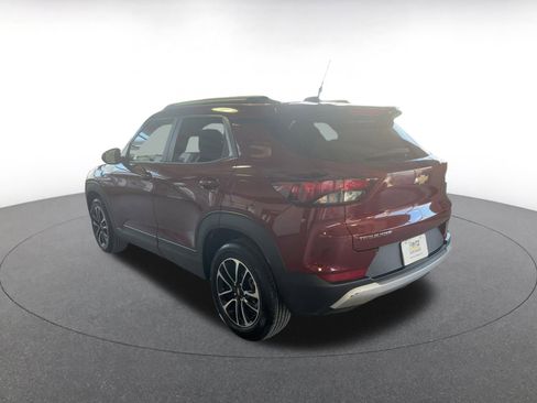Used 2025 Chevrolet TrailBlazer LT image 12