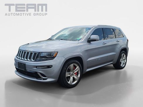 Used 2015 Jeep Grand Cherokee SRT w/ Trailer Tow Group IV AWD/4WD image 3