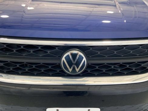 Used 2023 Volkswagen Taos SE FWD image 27