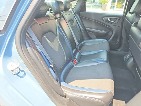 Used 2015 Chrysler 200 S w/ Navigation & Sound Group I FWD image 11
