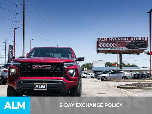 Used 2023 GMC Canyon Elevation w/ Convenience Package AWD/4WD image 3