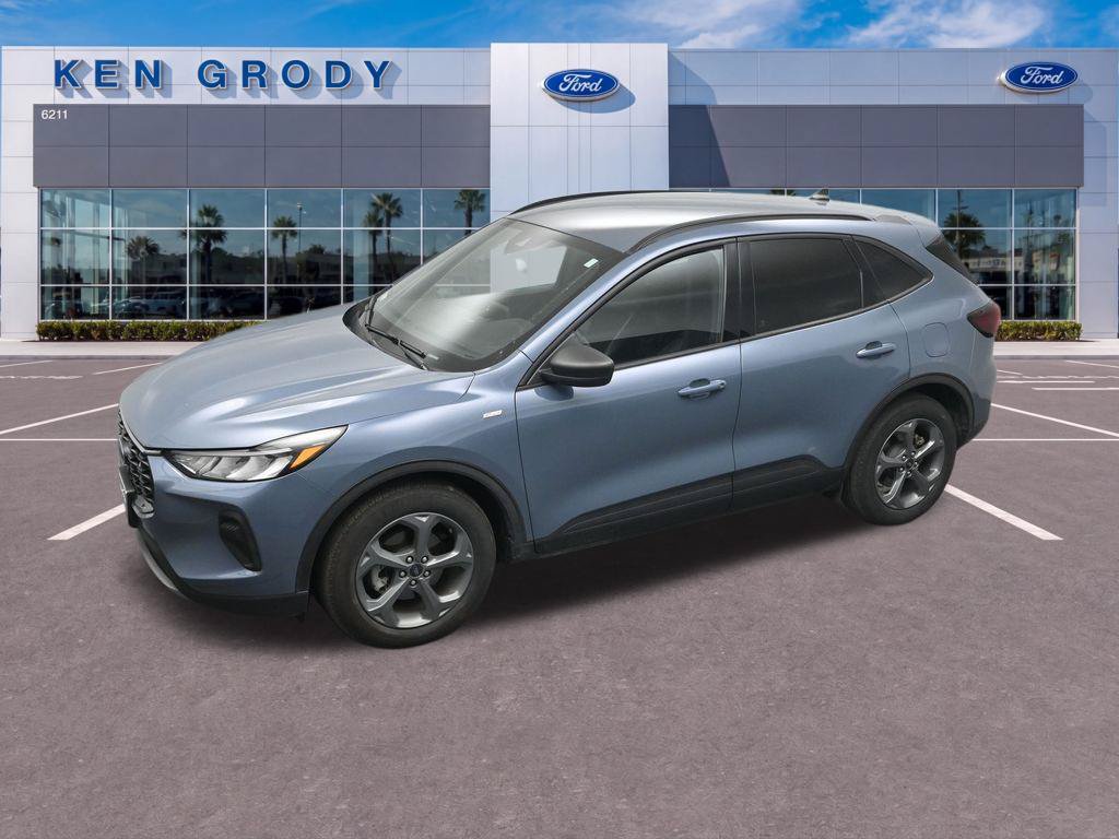 Used 2025 Ford Escape ST-Line w/ Equipment Group 301A FWD image 17