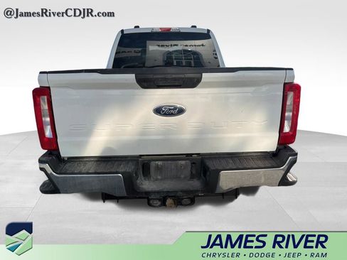 Used 2024 Ford F250 XLT image 5