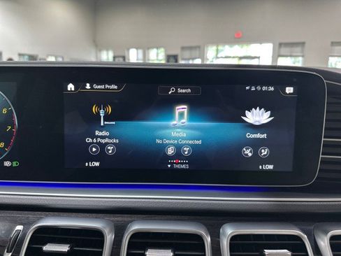 Used 2020 Mercedes-Benz GLS 450 4MATIC image 60