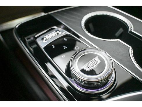 New 2026 Cadillac Lyriq Signature Luxury image 26