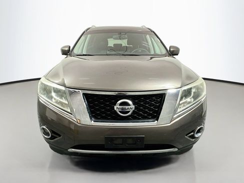 Used 2016 Nissan Pathfinder Platinum AWD/4WD image 3