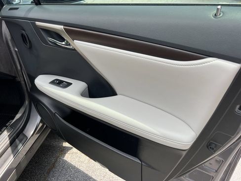 Used 2022 Lexus RX 350 FWD w/ Premium Package image 12