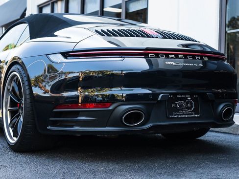 Used 2020 Porsche 911 Carrera 4S AWD/4WD image 12