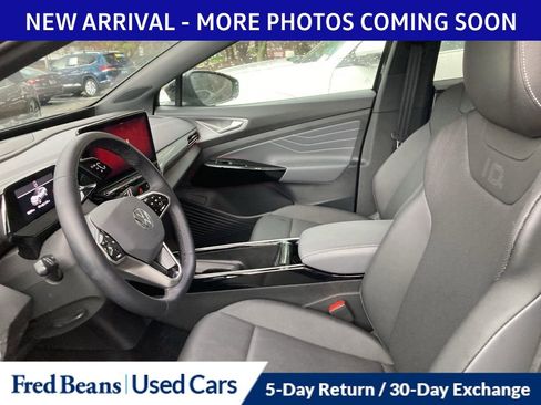Used 2023 Volkswagen ID.4 Pro S Plus image 9