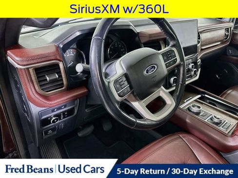 Used 2023 Ford Expedition Limited AWD/4WD image 12