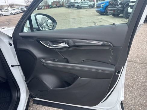 Certified 2023 Buick Envision Essence image 47