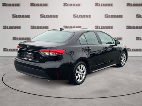 Used 2024 Toyota Corolla LE image 5