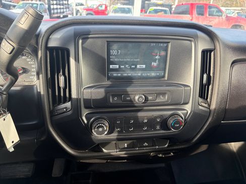 Used 2016 GMC Sierra 2500 4x4 Crew Cab w/ Sierra Convenience Package image 30