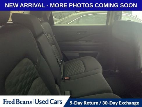 Used 2024 Nissan Pathfinder S image 8