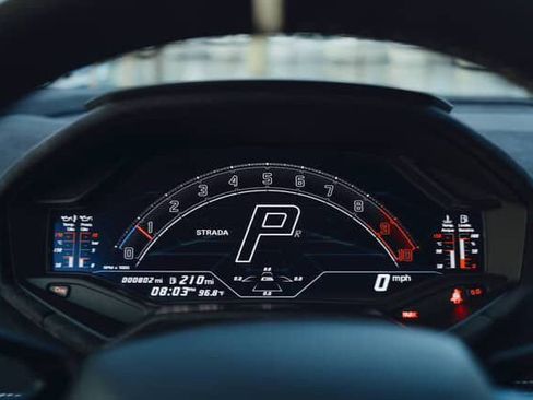 Used 2023 Lamborghini Huracan Tecnica image 56