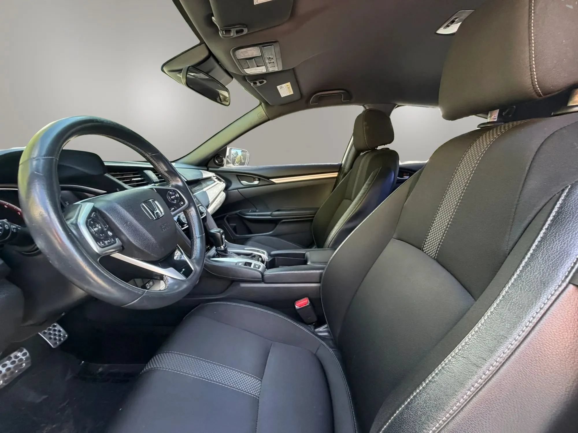 Used 2020 Honda Civic Sport image 15