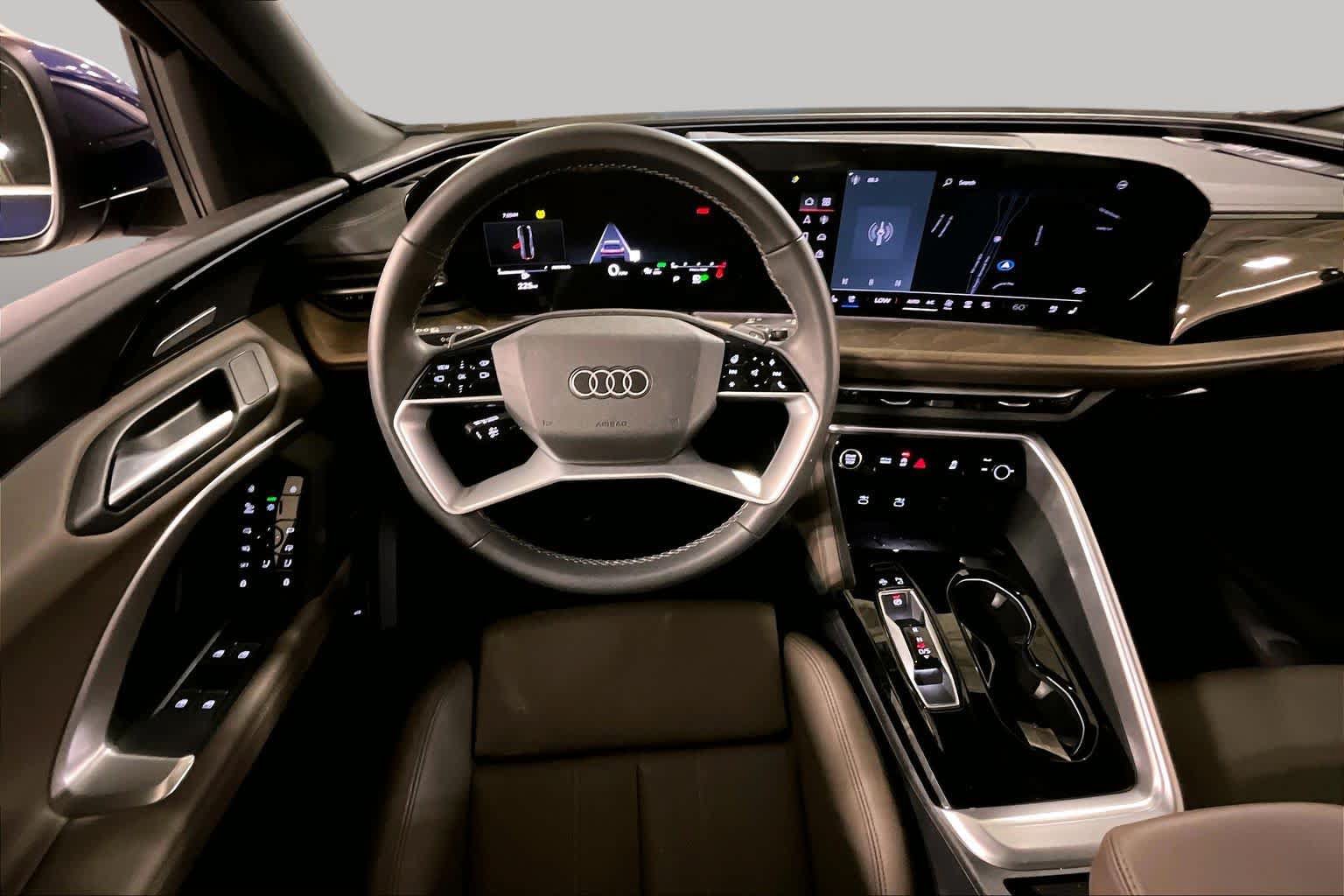 Used 2025 Audi Q5 Premium AWD/4WD image 6