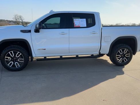 Used 2021 GMC Sierra 1500 AT4 w/ AT4 Preferred Package image 4