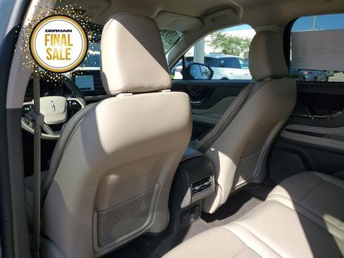 Certified 2024 Lincoln Corsair Reserve w/ Equipment Group 201A image 18