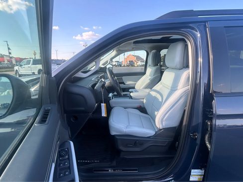 New 2027 Ford Expedition Max Platinum AWD/4WD image 23
