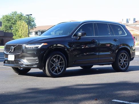 Used 2020 Volvo XC90 T5 Momentum AWD/4WD image 11