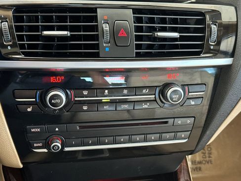 Used 2016 BMW X3 sDrive28i RWD image 24