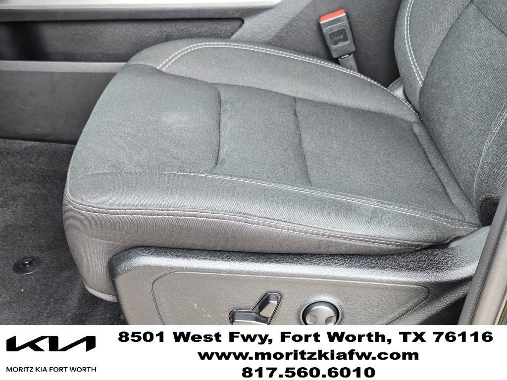 Used 2025 RAM 1500 Big Horn AWD/4WD image 23