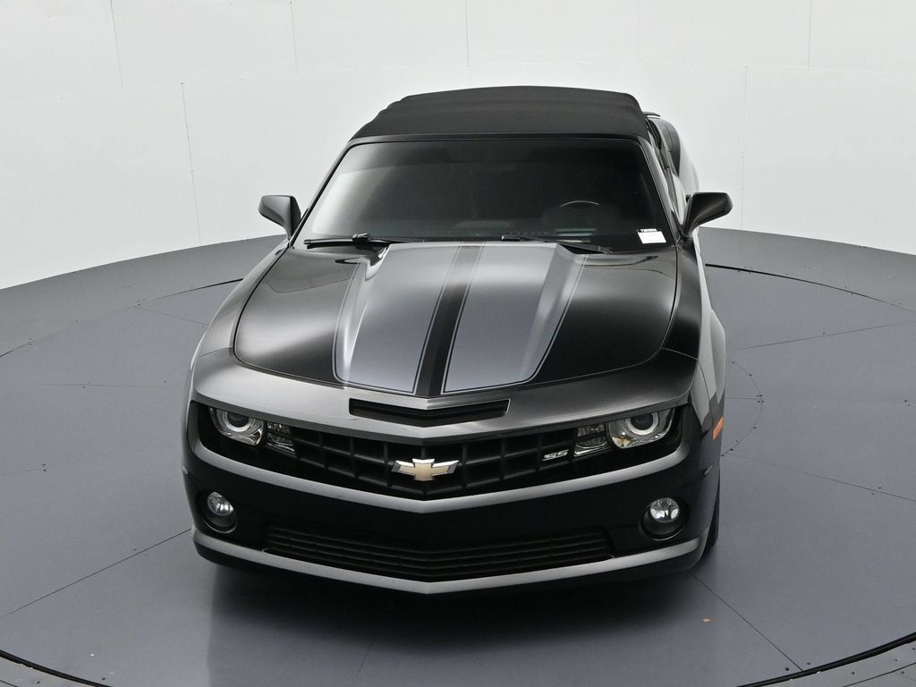 Used 2013 Chevrolet Camaro SS RWD image 16