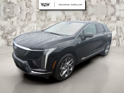 Used 2025 Cadillac Optiq Luxury 1