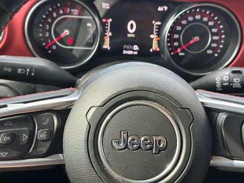 Used 2021 Jeep Wrangler Rubicon w/ Uconnect 4C Nav & Sound Group AWD/4WD image 20