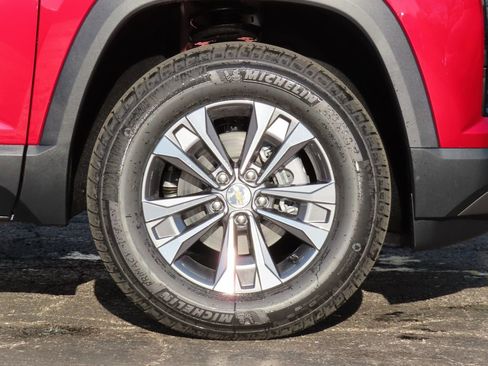New 2026 Chevrolet Equinox LT AWD/4WD image 15