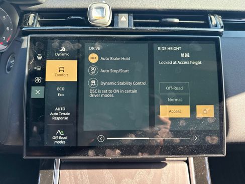 Used 2025 Land Rover Range Rover Velar Dynamic SE AWD/4WD image 16