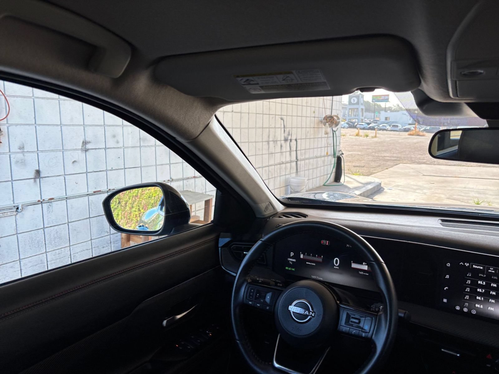 Used 2026 Nissan Kicks SR FWD image 32
